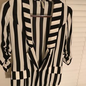 Black-and-white stripe blazer